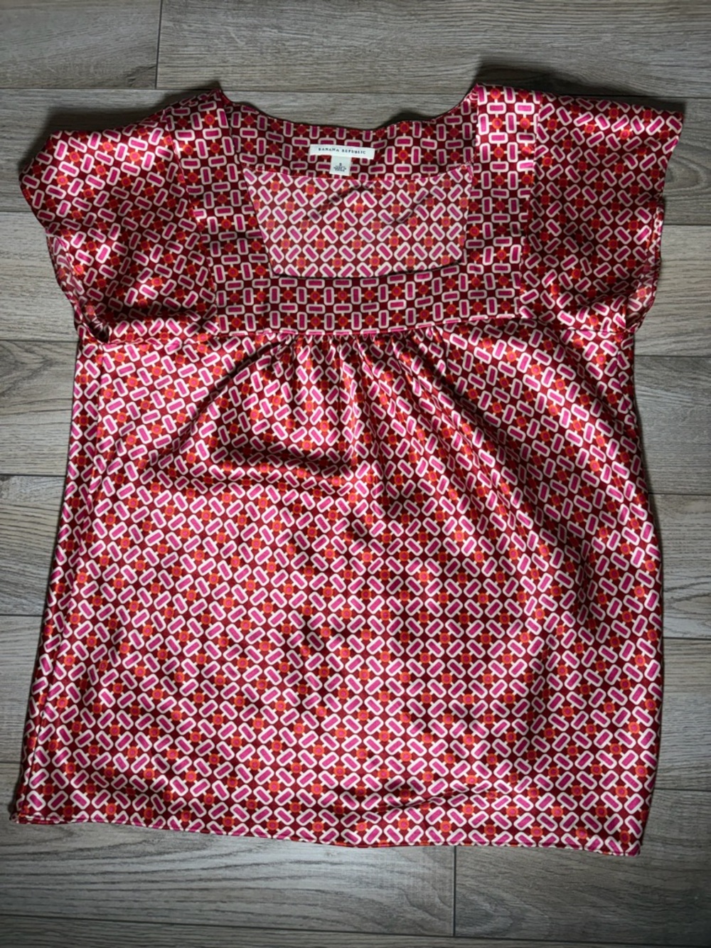Banana Republic Red Pink Geometric Cap-Sleeve Blouse